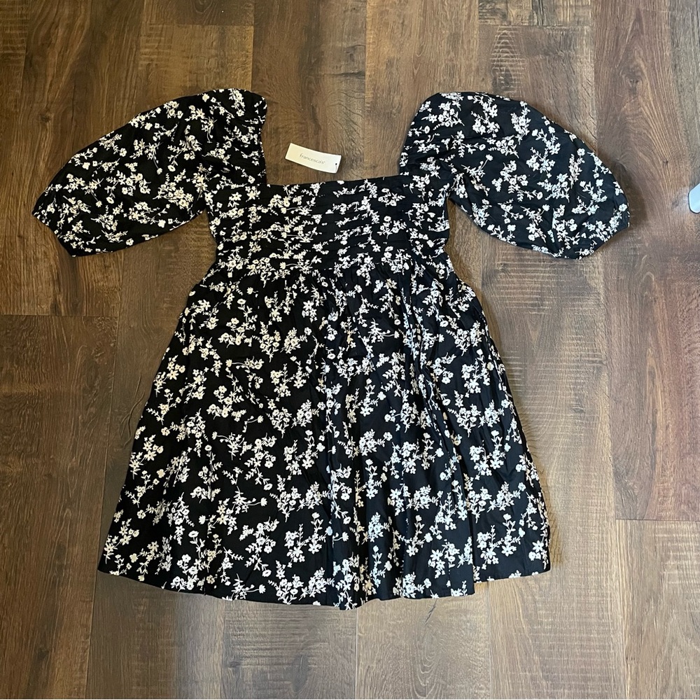 Francesca’s Black and White Floral Mini Dress